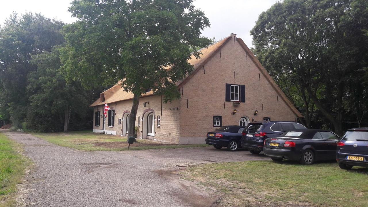 Prinsenbeek B&B Charming Farmhouse المظهر الخارجي الصورة